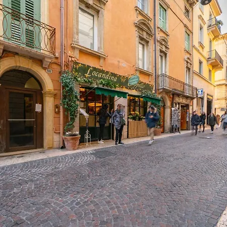Residenza Cappello18 Apartment Verona Exterior photo